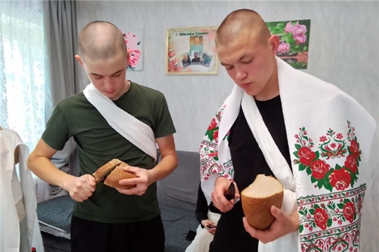 «Чăн-чăн хỹтĕлевçĕ пулма шантаратпăр...»