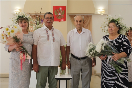 Вручение медалей «За любовь и верность»