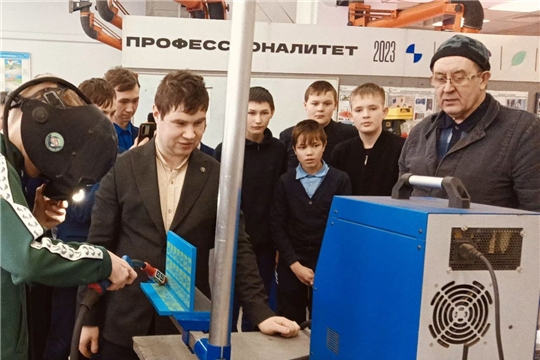 Профориентационная экскурсия в Канашский транспортно-энергетический техникум
