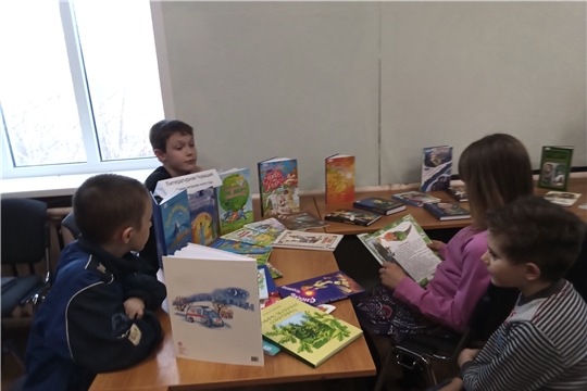 День книжного лета в Большеалгашинской сельской библиотеке