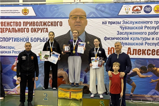 С 22-23 января прошло Первенство Приволжского федерального округа по спортивной борьбе 