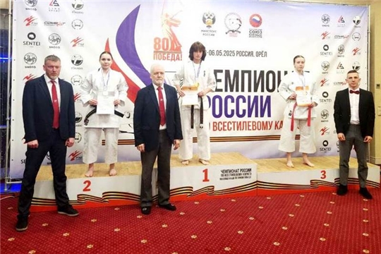 Глава Чувашии Олег Николаев: «Представители спорта высших достижений вовлекают в спортивный и активный образ жизни жителей Чувашии»