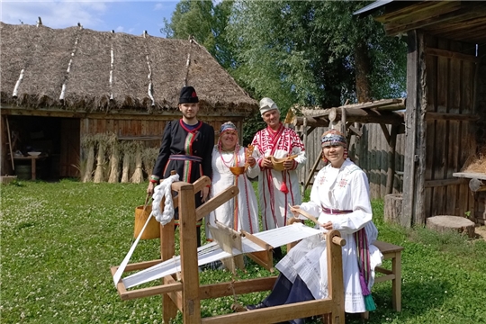 Загляни в бабушкин сундук! Это интересно!