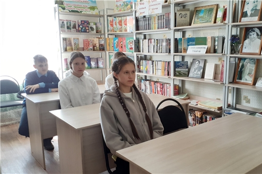 В Новобуяновской библиотеке провели квест игру " Книга, я и семья"