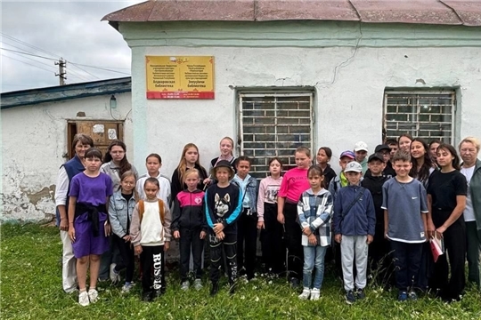 В Алдиаровской библиотеке провели краеведческий час "Земля моя, Чувашия!"