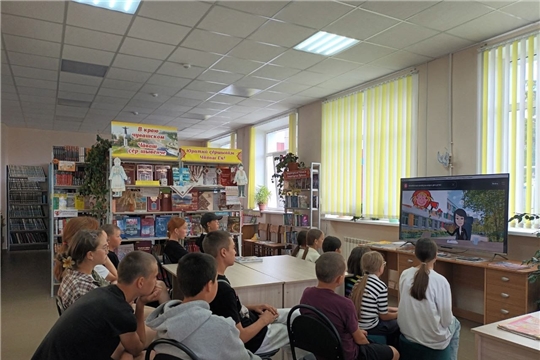 В Яншихово-Норвашской библиотеке провели час безопасности «Мои безопасные каникулы» 