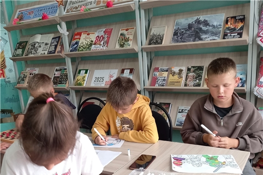 Индырчская библиотека провела час досуга «Проведем каникулы безопасно»